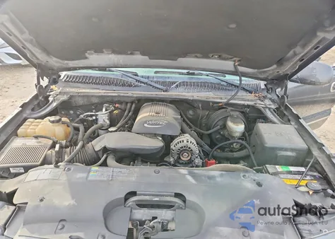 2005 Chevrolet Silverado K1500 from USA, damaged, VIN 2GCEK13T951260372